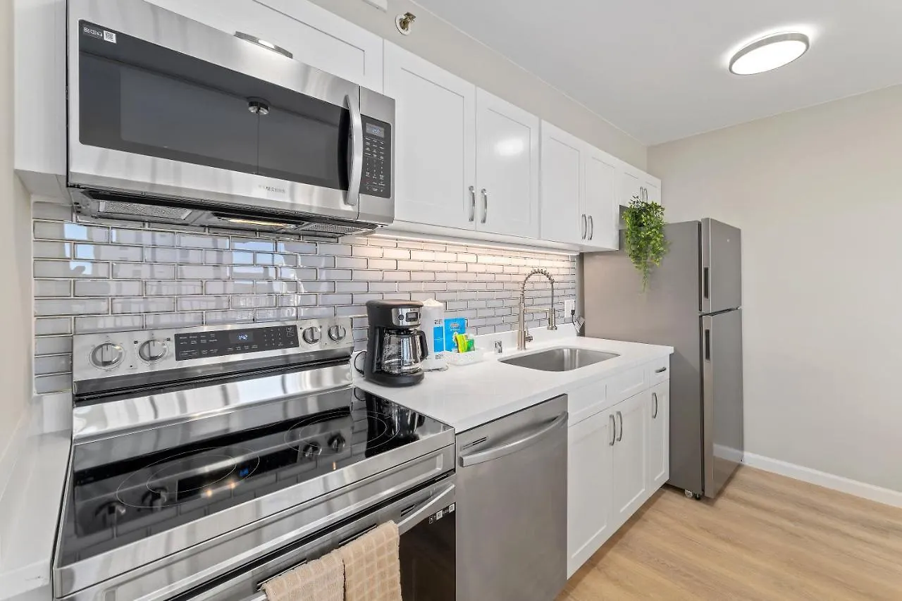 Stylish Oasis With Great Ocean And Diamond Head Views, Free Parking! Daire Honolulu ABD