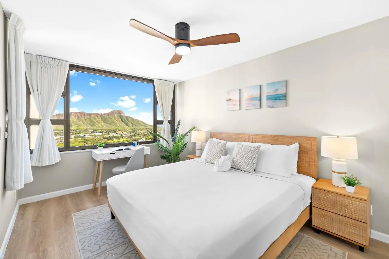 Stylish Oasis With Great Ocean And Diamond Head Views, Free Parking! Daire Honolulu 0*,  ABD